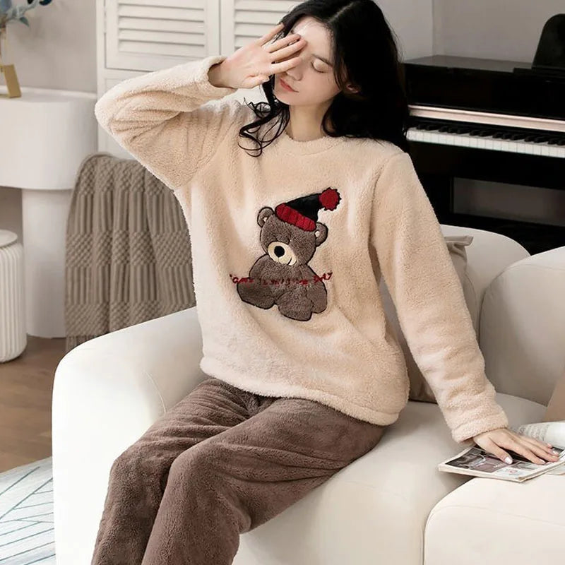 Winter Women's Pajamas and Pants Set Velvet Cartoon Bear